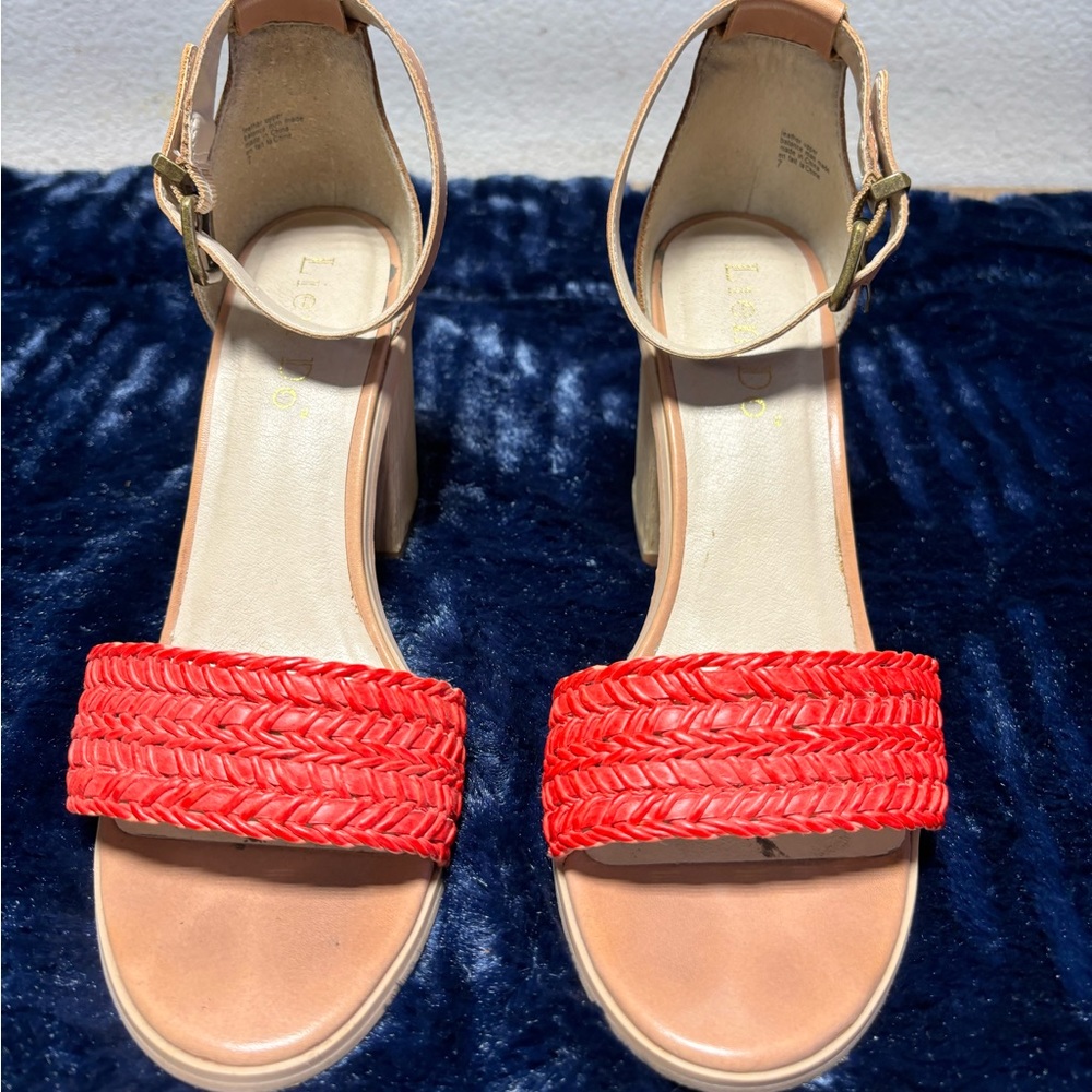 Lien do purchased from Anthropologie worn twice size 7